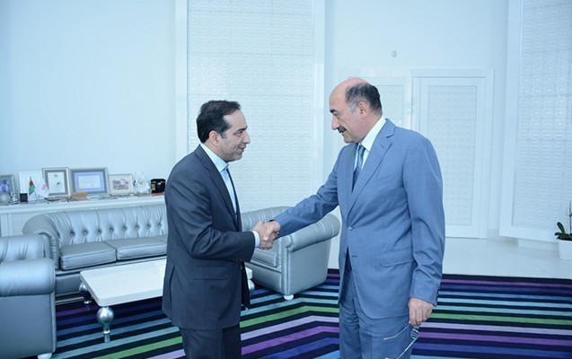 ebulfes-qarayevin-novbeti-gorusu